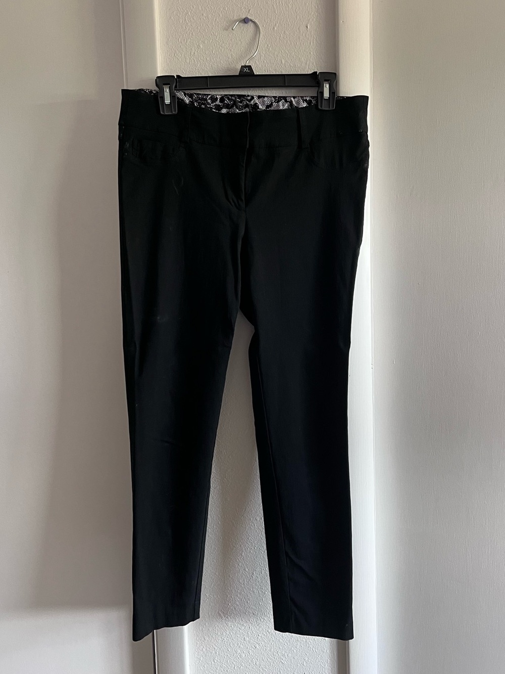 Maurice’s capris, 11/12 EUC